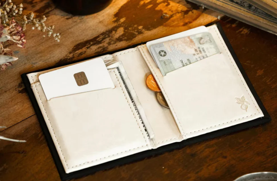 Death Note (Pre-Order Only)